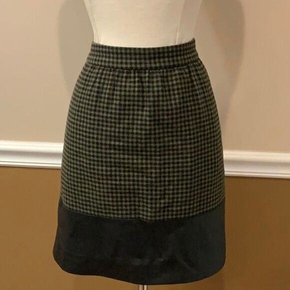 J. Crew wool blend leather-trim houndstooth skirt 10 - Picture 4 of 12